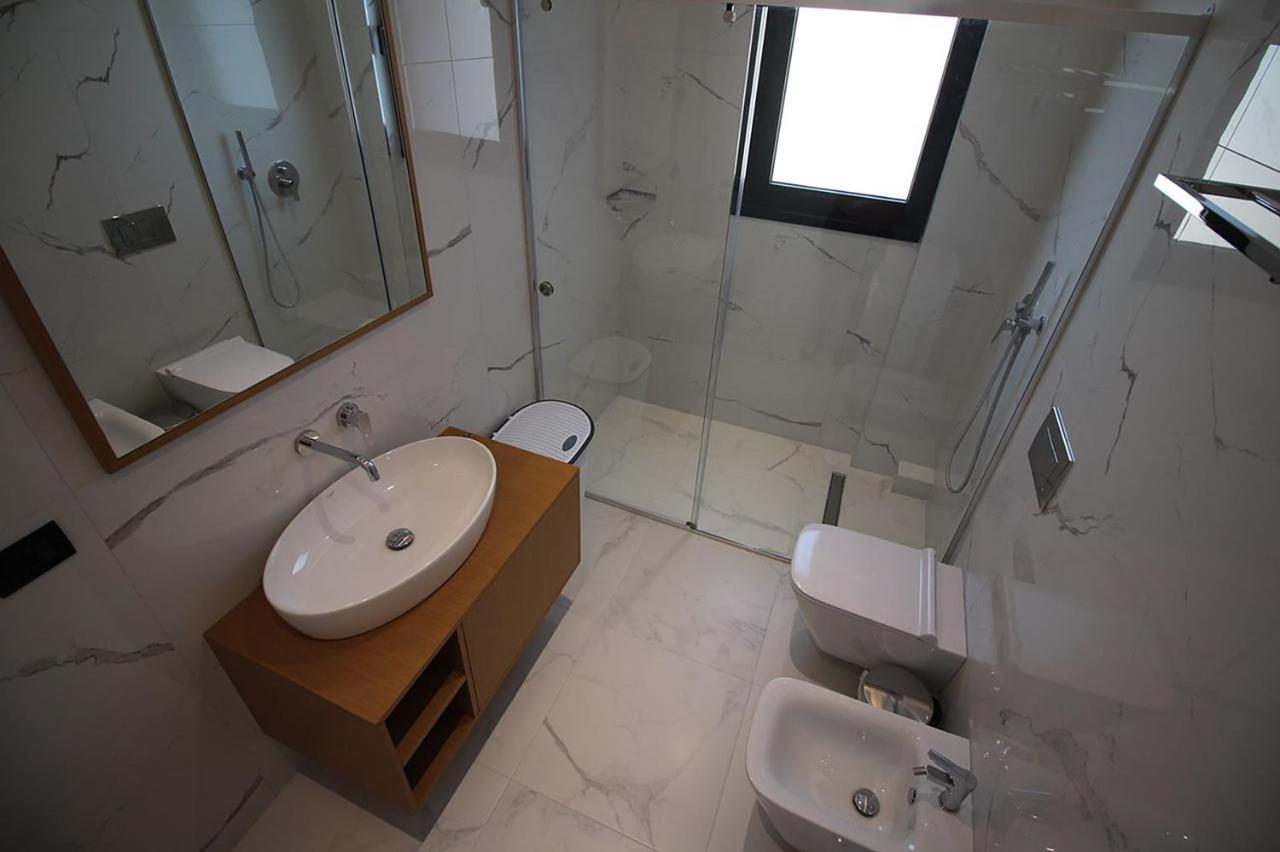 "The View" Luxury Apartments Sarande Exterior photo