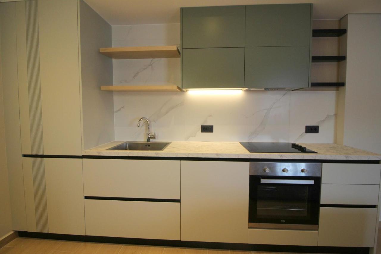 "The View" Luxury Apartments Sarande Exterior photo