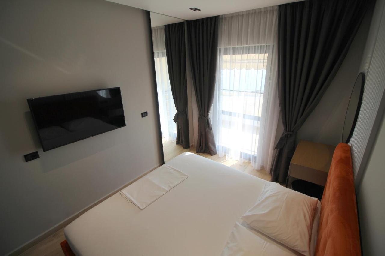 "The View" Luxury Apartments Sarande Exterior photo