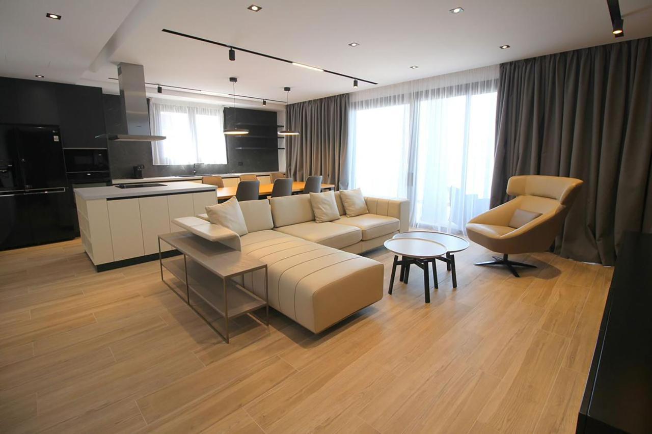 "The View" Luxury Apartments Sarande Exterior photo