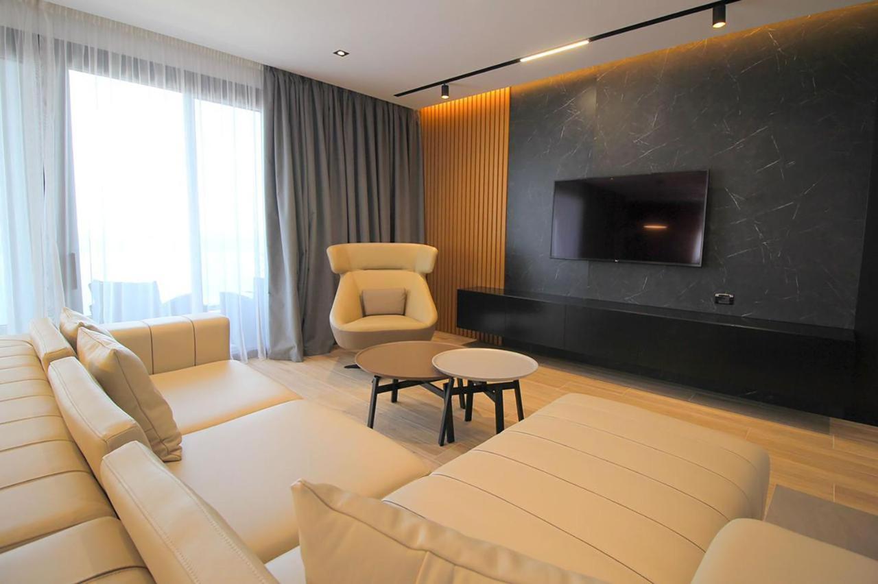 "The View" Luxury Apartments Sarande Exterior photo